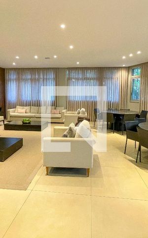 Apartamento à venda com 68m², 1 quarto e 1 vaga Apartamento à venda com 68m², 1 quarto e 1 vagaÁrea comum - Salão de festas