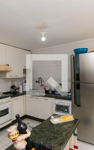Casa à venda com 310m², 5 quartos e 7 vagas Casa à venda com 310m², 5 quartos e 7 vagasCozinha