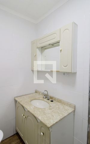 Casa para alugar com 70m², 2 quartos e sem vagaBanheiro Social