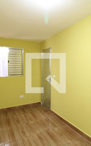 Casa para alugar com 70m², 2 quartos e sem vagaQuarto