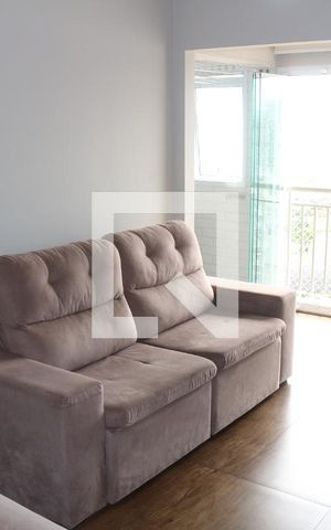 Apartamento à venda com 62m², 2 quartos e 1 vagaSala