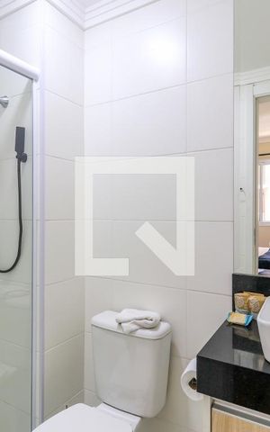 Apartamento à venda com 26m², 1 quarto e sem vaga Apartamento à venda com 26m², 1 quarto e sem vagaBanheiro da Suíte