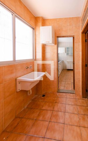 Apartamento à venda com 80m², 2 quartos e 1 vaga Apartamento à venda com 80m², 2 quartos e 1 vagaÁrea de serviço
