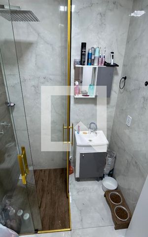 Casa à venda com 110m², 3 quartos e 3 vagas Casa à venda com 110m², 3 quartos e 3 vagasBanheiro 2