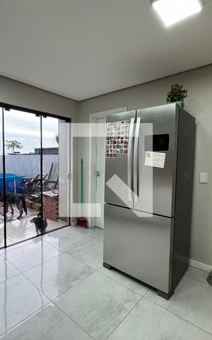 Casa à venda com 110m², 3 quartos e 3 vagas Casa à venda com 110m², 3 quartos e 3 vagasCozinha