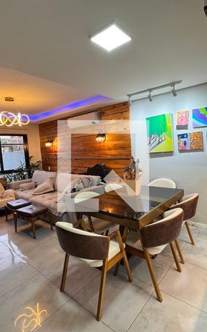 Casa à venda com 110m², 3 quartos e 3 vagas Casa à venda com 110m², 3 quartos e 3 vagasCopa