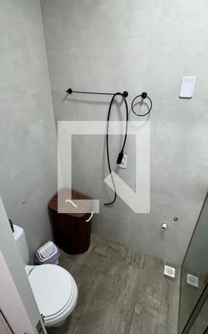 Casa à venda com 110m², 3 quartos e 3 vagas Casa à venda com 110m², 3 quartos e 3 vagasBanheiro