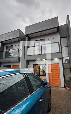 Casa à venda com 110m², 3 quartos e 3 vagas Casa à venda com 110m², 3 quartos e 3 vagasÁrea comum