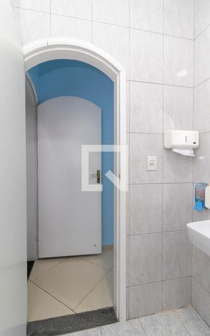 Casa à venda com 320m², 3 quartos e 2 vagas Casa à venda com 320m², 3 quartos e 2 vagasBanheiro da Suíte 3