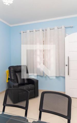 Casa à venda com 320m², 3 quartos e 2 vagas Casa à venda com 320m², 3 quartos e 2 vagasQuarto 3 - Suíte