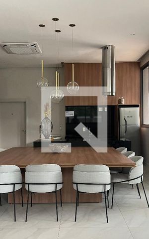 Apartamento à venda com 115m², 3 quartos e 2 vagas Apartamento à venda com 115m², 3 quartos e 2 vagasÁrea comum - Salão de festas