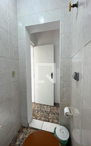 Casa à venda com 466m², 5 quartos e 8 vagas Casa à venda com 466m², 5 quartos e 8 vagasBanheiro de serviço
