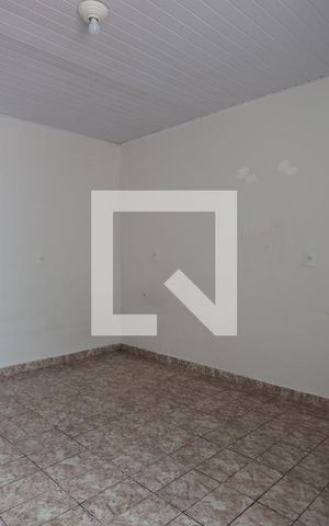 Casa à venda com 213m², 4 quartos e 2 vagas Casa à venda com 213m², 4 quartos e 2 vagasCasa 2 - Quarto/Sala