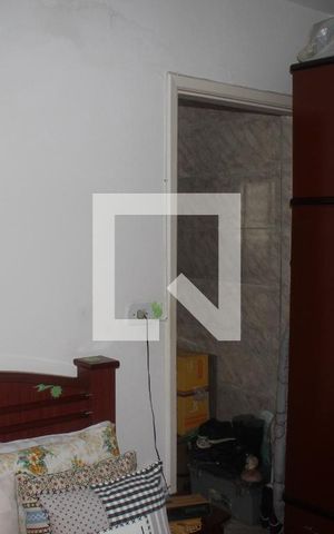 Casa à venda com 382m², 6 quartos e 2 vagasQuarto 4