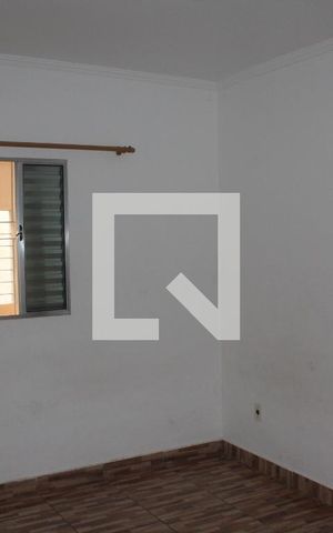 Casa à venda com 382m², 6 quartos e 2 vagasQuarto 1