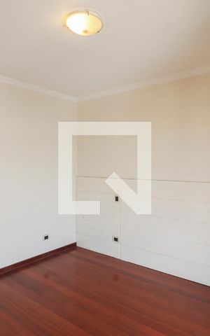 Casa de condomínio à venda com 378m², 3 quartos e 6 vagas Casa de condomínio à venda com 378m², 3 quartos e 6 vagasSuíte 2