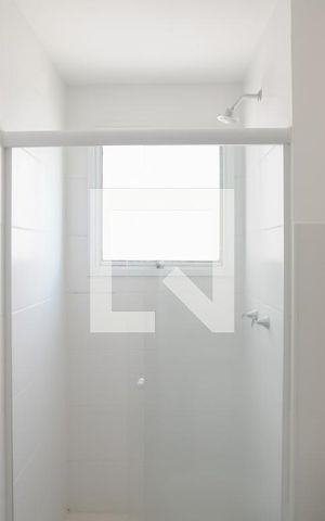 Apartamento para alugar com 56m², 2 quartos e 1 vaga Apartamento para alugar com 56m², 2 quartos e 1 vagaBanheiro da Suíte