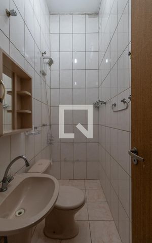 Casa de condomínio à venda com 109m², 3 quartos e 1 vaga Casa de condomínio à venda com 109m², 3 quartos e 1 vagaBanheiro