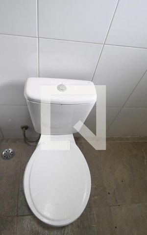 Casa à venda com 250m², 2 quartos e 6 vagasBanheiro 2