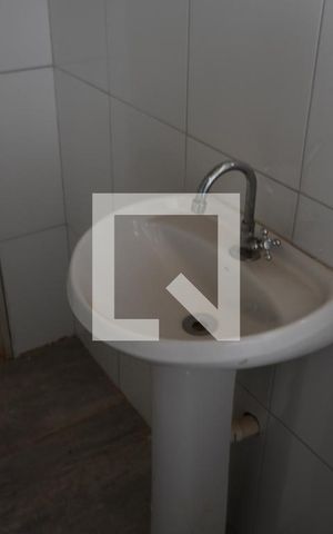 Casa à venda com 250m², 2 quartos e 6 vagasBanheiro 1
