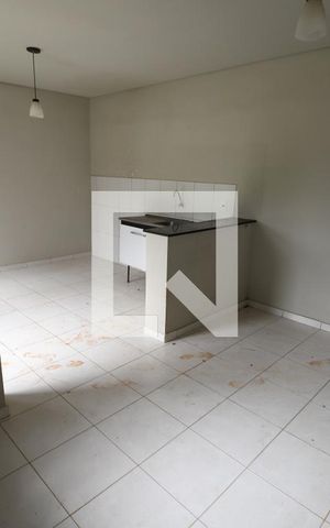 Casa à venda com 250m², 2 quartos e 6 vagasCozinha
