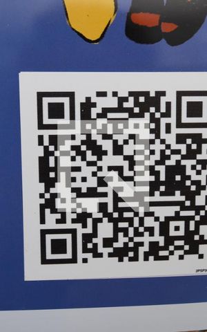 Casa à venda com 250m², 2 quartos e 6 vagasPlaca QR Code