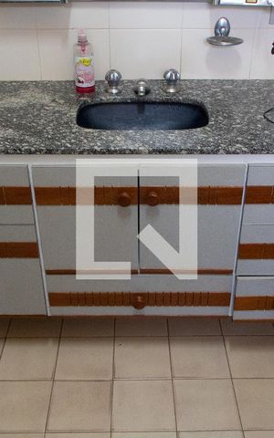 Casa à venda com 778m², 4 quartos e 5 vagas Casa à venda com 778m², 4 quartos e 5 vagasBANHEIRO DA SUITE