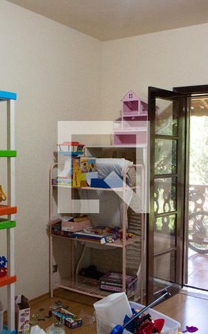Casa à venda com 778m², 4 quartos e 5 vagas Casa à venda com 778m², 4 quartos e 5 vagasQUARTO 2