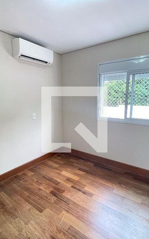 Casa de condomínio à venda com 164m², 4 quartos e 4 vagasQuarto 2