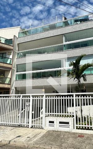 Apartamento à venda com 256m², 3 quartos e 3 vagas Apartamento à venda com 256m², 3 quartos e 3 vagasFachada