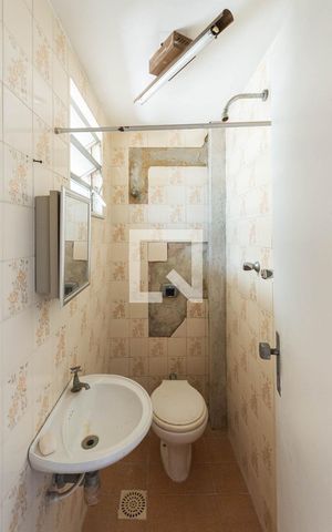 Apartamento à venda com 200m², 3 quartos e 2 vagasBanheiro de serviço