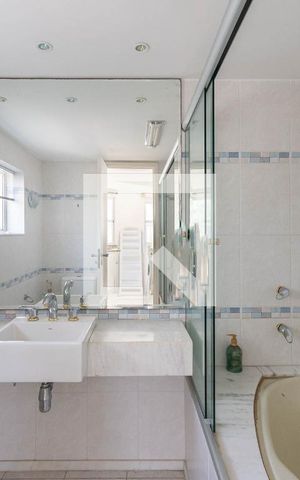 Apartamento à venda com 200m², 3 quartos e 2 vagasBanheiro Cobertura