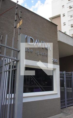 Apartamento à venda com 56m², 2 quartos e 1 vagaFachada e Portaria