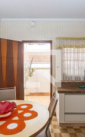 Casa à venda com 700m², 2 quartos e 2 vagas Casa à venda com 700m², 2 quartos e 2 vagasCozinha