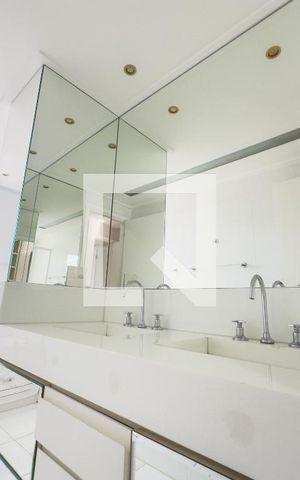 Apartamento à venda com 110m², 3 quartos e 3 vagas Apartamento à venda com 110m², 3 quartos e 3 vagasBanheiro Quarto 3