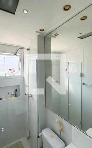 Apartamento à venda com 110m², 3 quartos e 3 vagas Apartamento à venda com 110m², 3 quartos e 3 vagasBanheiro