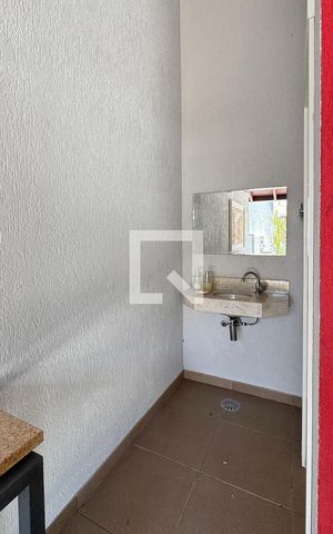 Casa de condomínio à venda com 317m², 3 quartos e 2 vagasBanheiro