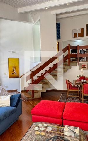 Casa de condomínio à venda com 317m², 3 quartos e 2 vagasSala 1