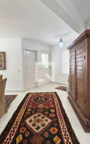 Casa de condomínio à venda com 317m², 3 quartos e 2 vagasHall de entrada