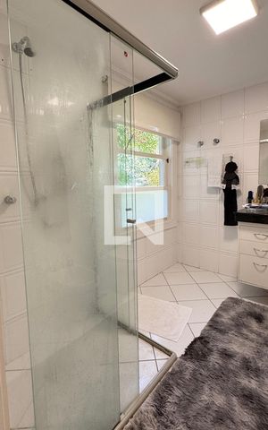 Casa de condomínio à venda com 317m², 3 quartos e 2 vagasBanheiro da Suíte 1