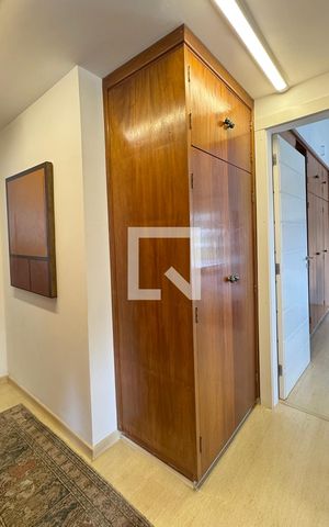 Casa de condomínio à venda com 317m², 3 quartos e 2 vagasCorredor