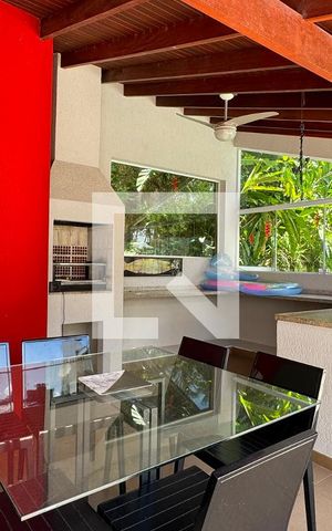 Casa de condomínio à venda com 317m², 3 quartos e 2 vagasChurrasqueira