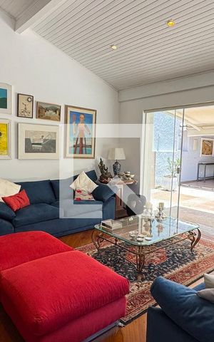 Casa de condomínio à venda com 317m², 3 quartos e 2 vagasSala 1
