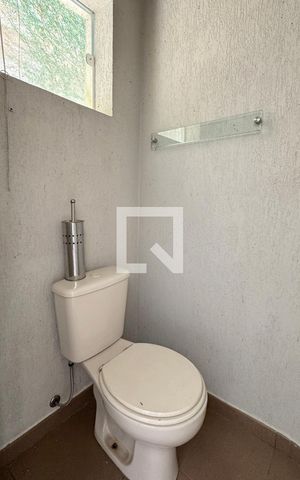 Casa de condomínio à venda com 317m², 3 quartos e 2 vagasLavaboBanheiro
