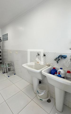 Casa de condomínio à venda com 317m², 3 quartos e 2 vagasÁrea de Serviço