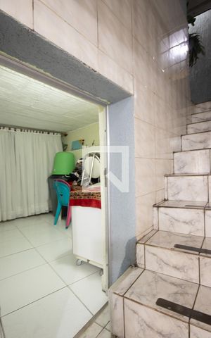 Casa à venda com 180m², 3 quartos e 4 vagas Casa à venda com 180m², 3 quartos e 4 vagasDespensa