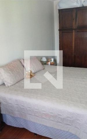 Casa à venda com 279m², 4 quartos e 4 vagas