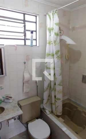 Casa à venda com 279m², 4 quartos e 4 vagas