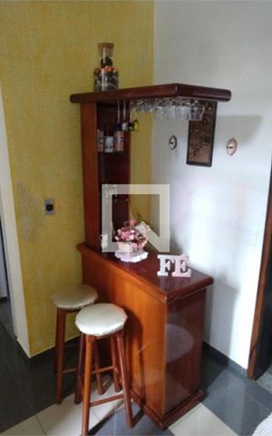 Casa à venda com 279m², 4 quartos e 4 vagas