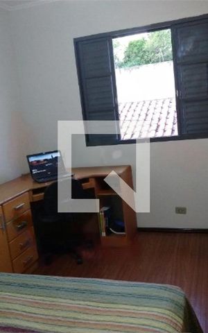 Casa à venda com 279m², 4 quartos e 4 vagas